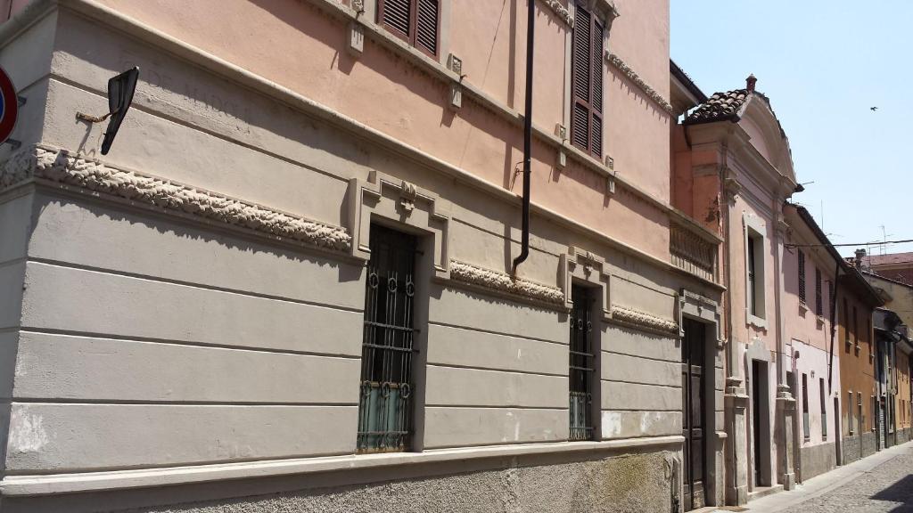 Hotel Astor Piacenza Kültér fotó